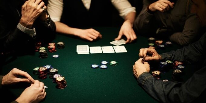 Những Chiêu Trò Chơi Bẩn Trong Poker